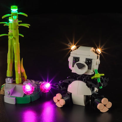 Briksmax 2.0 Light Kit For Wild Animals: Panda Family 31165