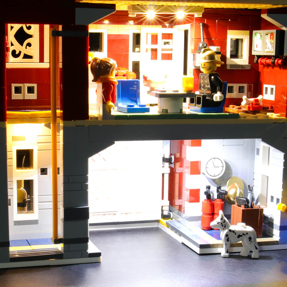 Lego winter fire online station